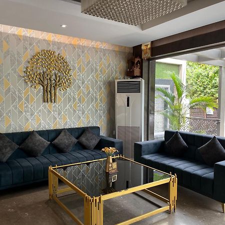 Hotel Royal Livin Waranasi Zewnętrze zdjęcie