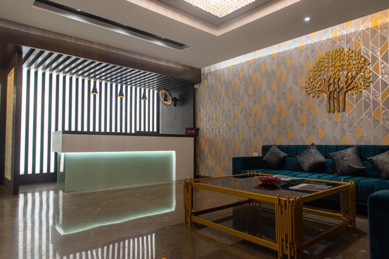 Hotel Royal Livin Waranasi Zewnętrze zdjęcie