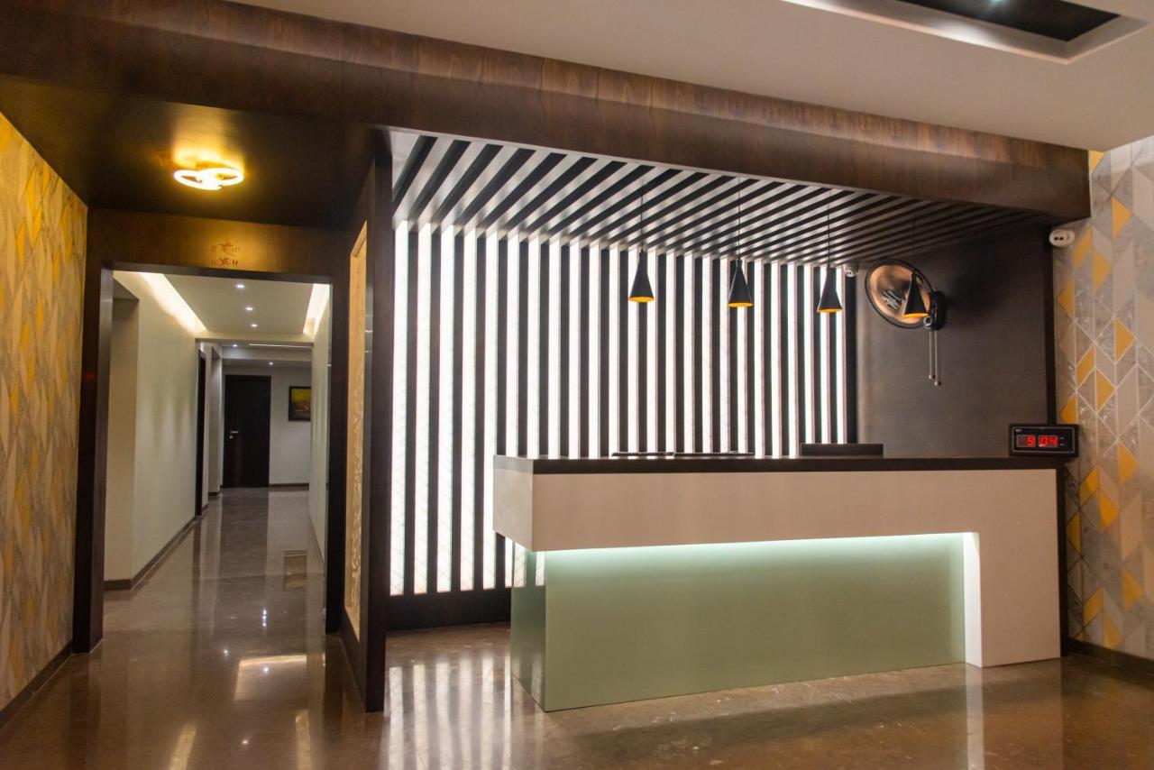 Hotel Royal Livin Waranasi Zewnętrze zdjęcie