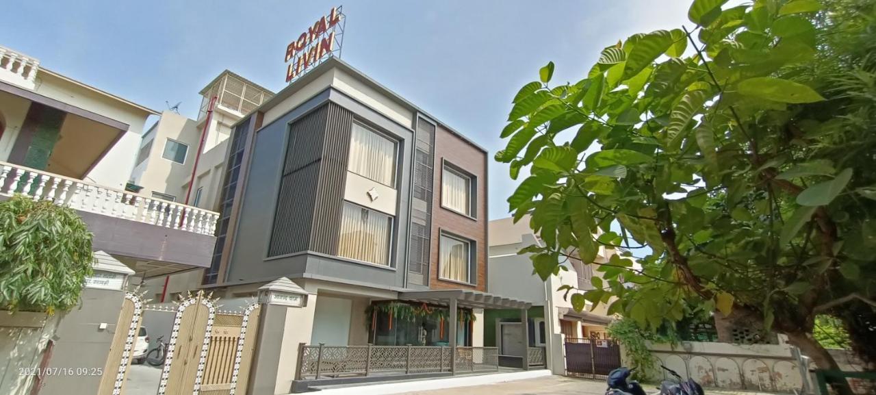 Hotel Royal Livin Waranasi Zewnętrze zdjęcie