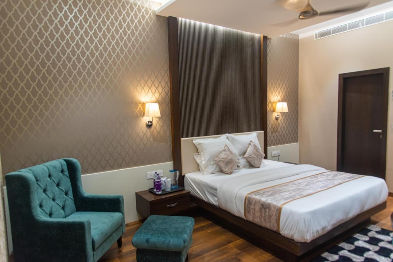 Hotel Royal Livin Waranasi Zewnętrze zdjęcie